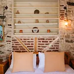 Antik 2* Foça