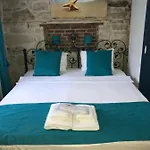 Hotel Antik