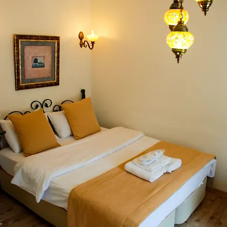 Antik Ξενοδοχείο Foca