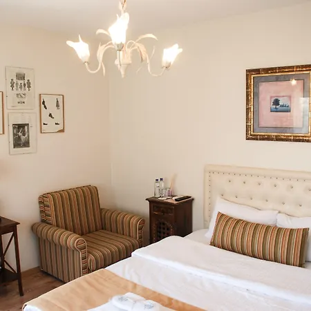 Antik Ξενοδοχείο Foca