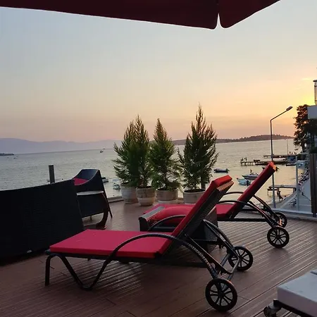 Antik 2* Foça