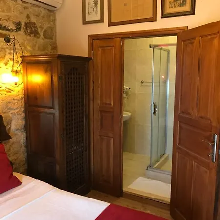 Antik Otel Foça