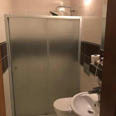 Hotel Antik 2*