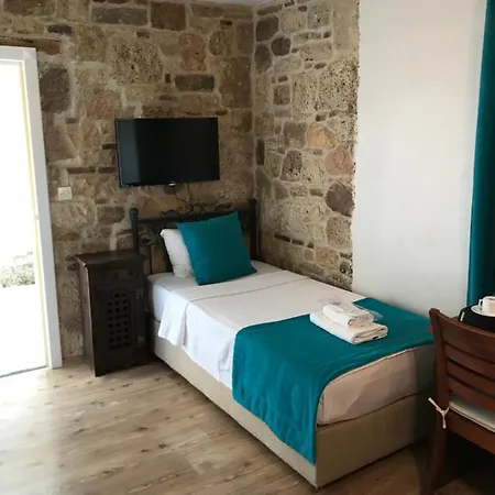 Antik Foça