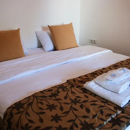 Hotel Antik Foca